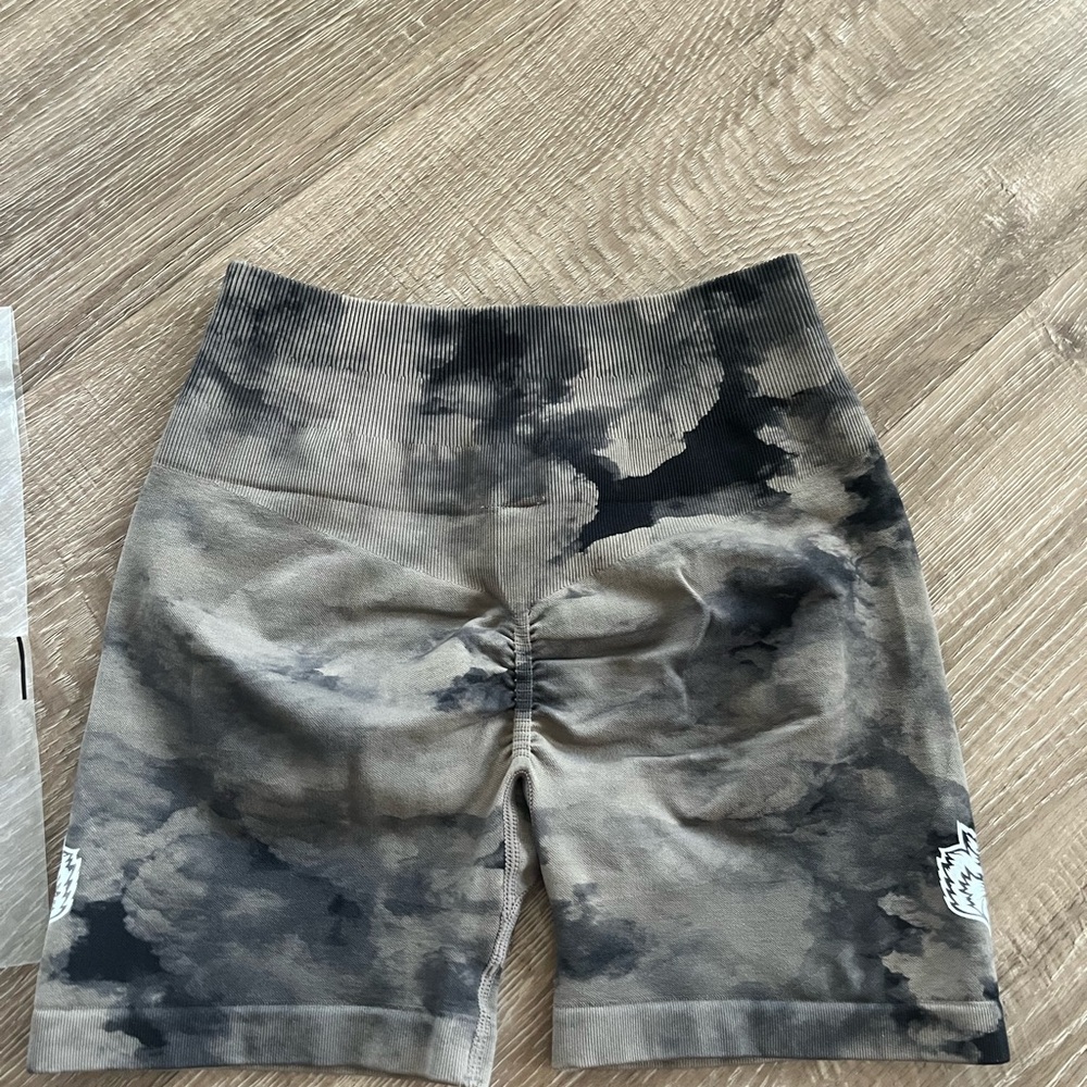 Wolves Forver Everson Seamless Training Shorts - image 4